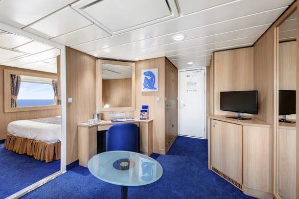 MSC Cruises MSC Sinfonia Ocean View 1.jpg